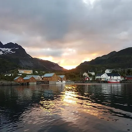 Wharf In Sorvagen - Lofoten Hébergement de vacances *